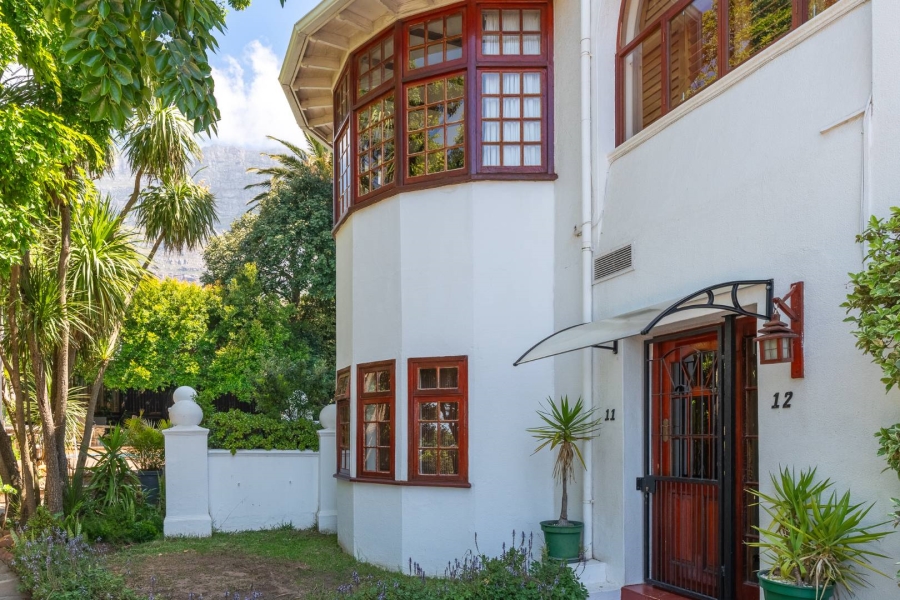 14 Bedroom Property for Sale in Oranjezicht Western Cape
